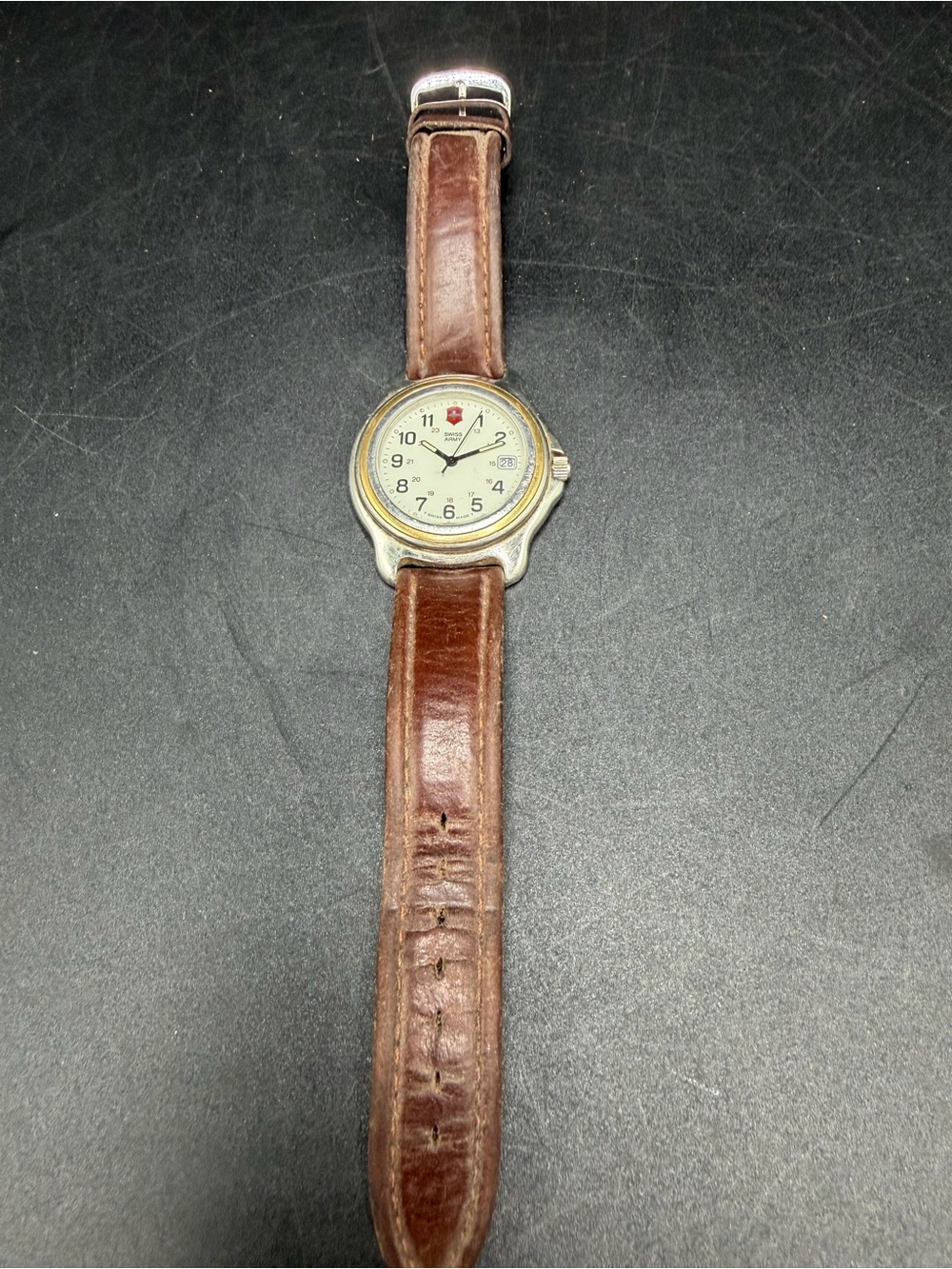 1993 Victorinox Swiss Army Mens 40MM 2-TONED Stainless OFFICER'S Quartz  Watch